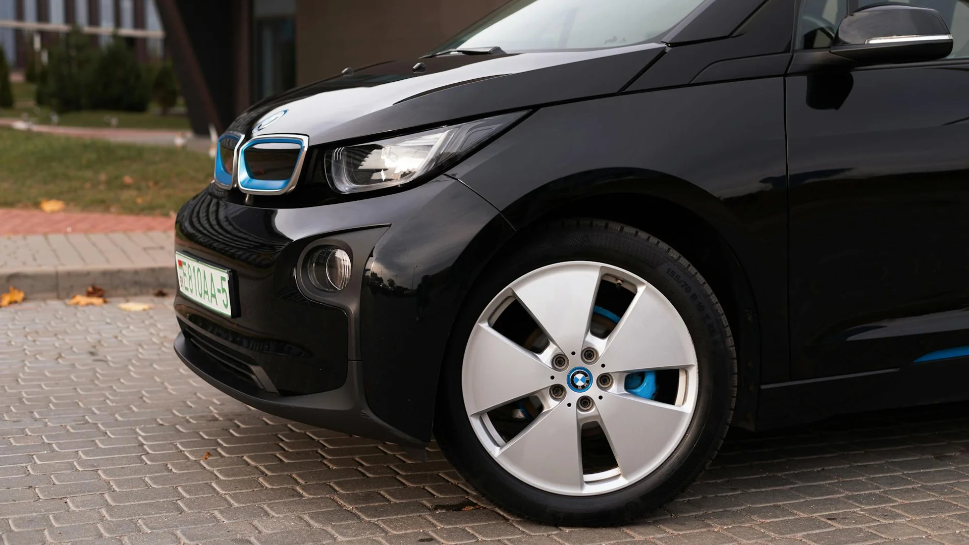 BMW's 20% IONNA Discount: A Policy Analysis of OEM-Gated Charging Pricing