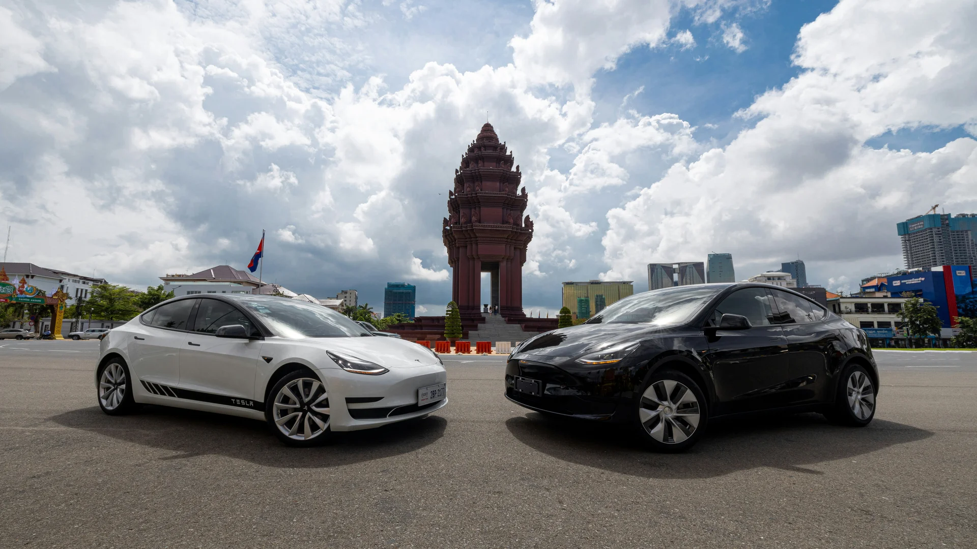 Is NACS Standardization a Mistake? A Canadian Buyer's Guide for 2026